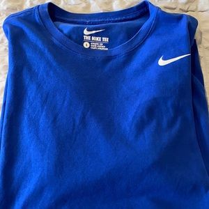 Dri fit Men’s large tshirt